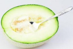 减肥吃哈密瓜蓝莓,哈密瓜与蓝莓的减肥美食搭配指南”