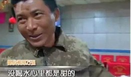 司机坐路边吃瓜视频,揭秘日常生活中的小确幸