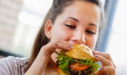 吃瓜群众幸福啊,揭秘网络时代的快乐源泉