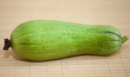 像黄瓜似的那个瓜是什么瓜怎么吃