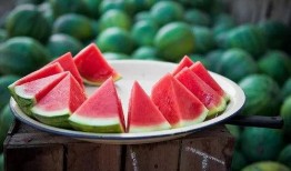 吃瓜吃得什么瓜