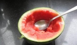 两人吃瓜,揭秘两人吃瓜背后的故事